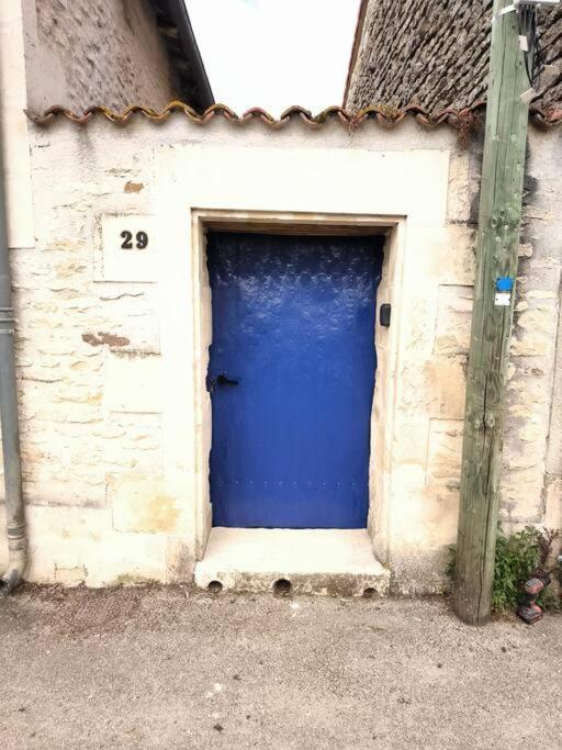 La Porte Bleue Neuville-du-Poitou Exterior foto